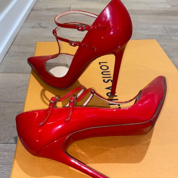Christian Louboutin, Size 39, pointy red patent leather - Picture 4 of 7